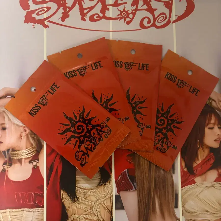 키오프 sweat 포카앨범