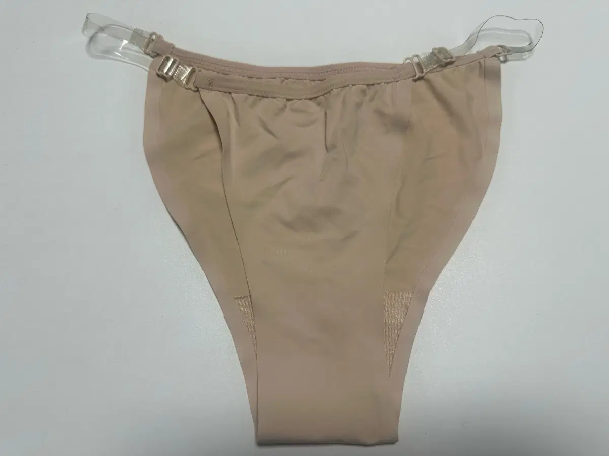 누드톤 투명끈 비키니 이너팬티 새상품