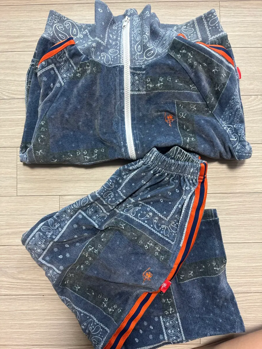 럭키트라이 셋업 XL