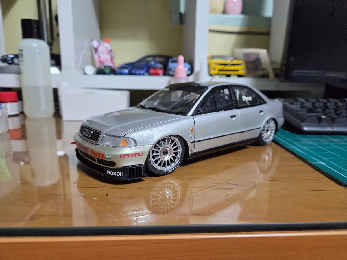 1:18 다이캐스트 UT 아우디 A4 DTM