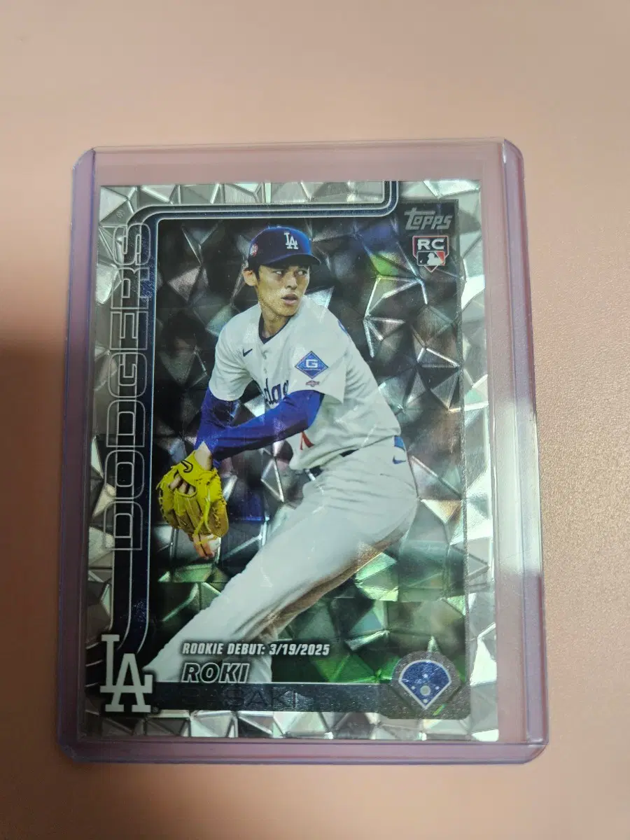 사사키 2025 Topps Diamante Foil 루키 카드