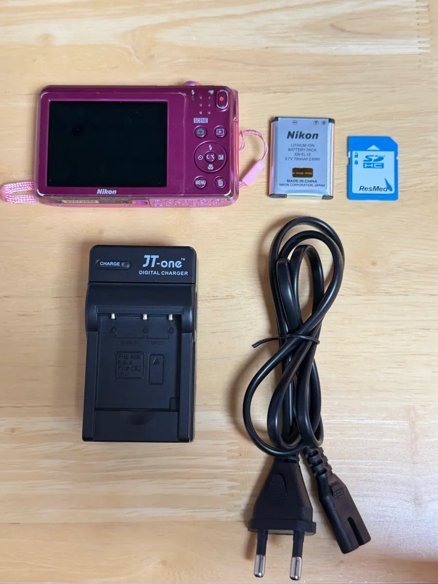 Nikon COOLPIX s3700 (니콘 쿨픽스)