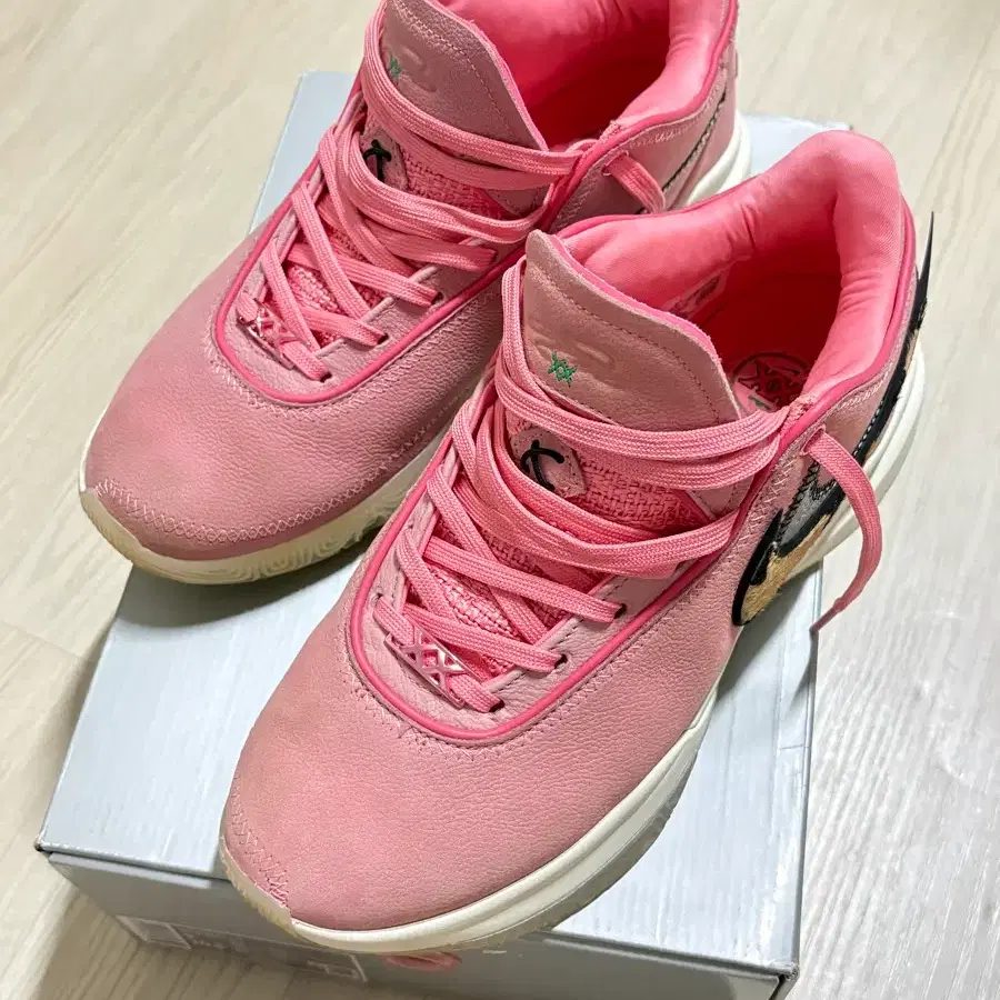 르브론20 270