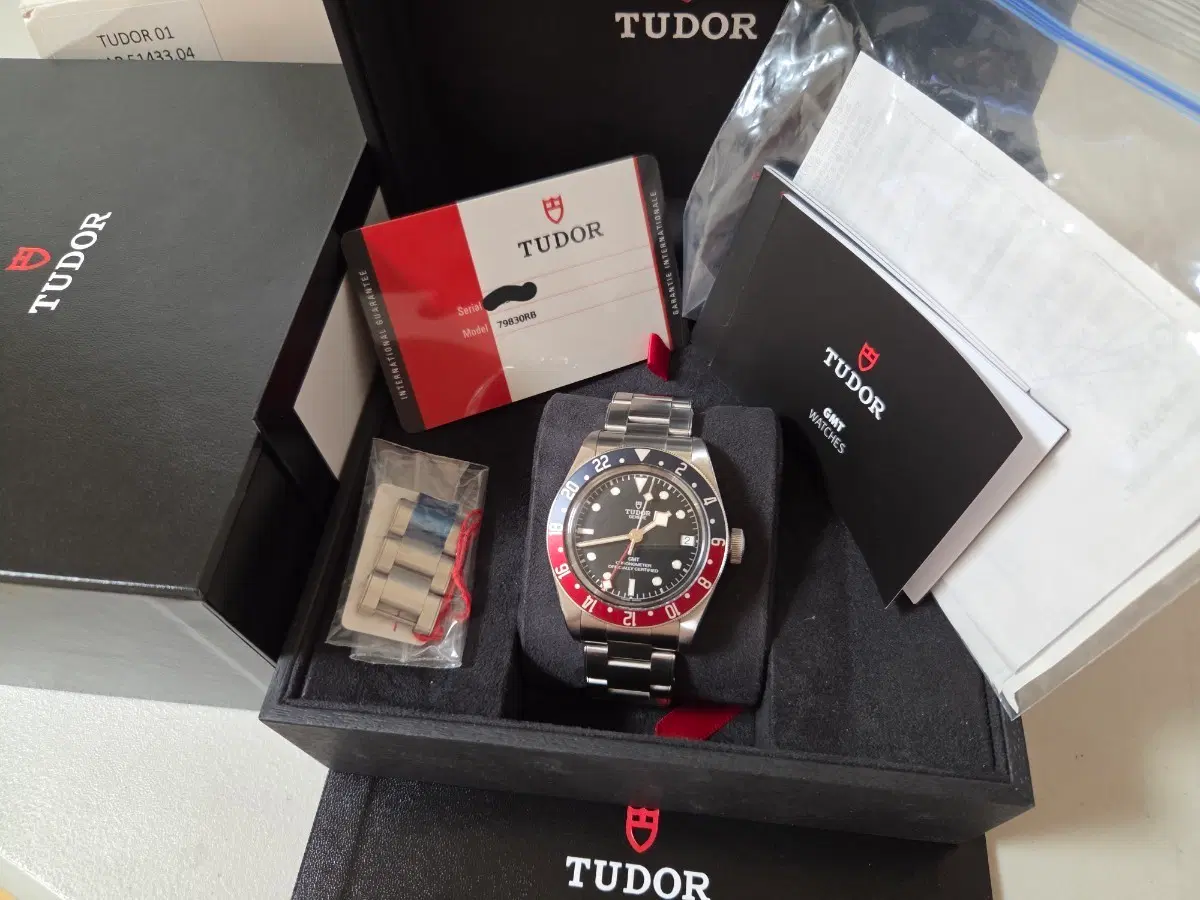 튜더 블랙베이 GMT 41mm 스틸 펩시 베젤 블랙다이얼 2019.01국내 풀셋(신품)