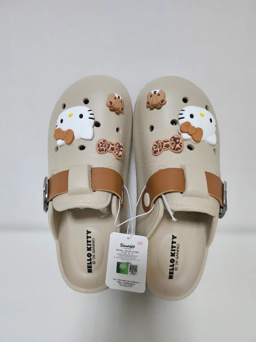 Sanrio Authentic New Hello Kitty Mule Sandals Beige 255