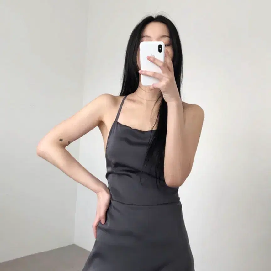 이너뮤트 슬립 크로스 원피스 챠콜 새상품
