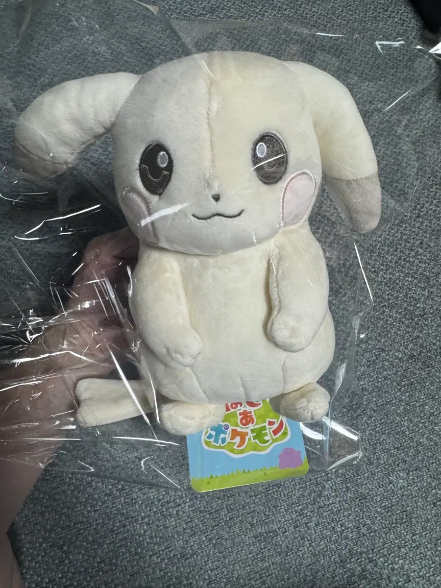 포켓몬센터 포코피아 창백카츄 인형 피카츄