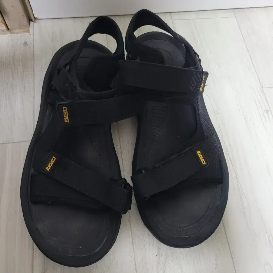 남성 블랙 샌들 275