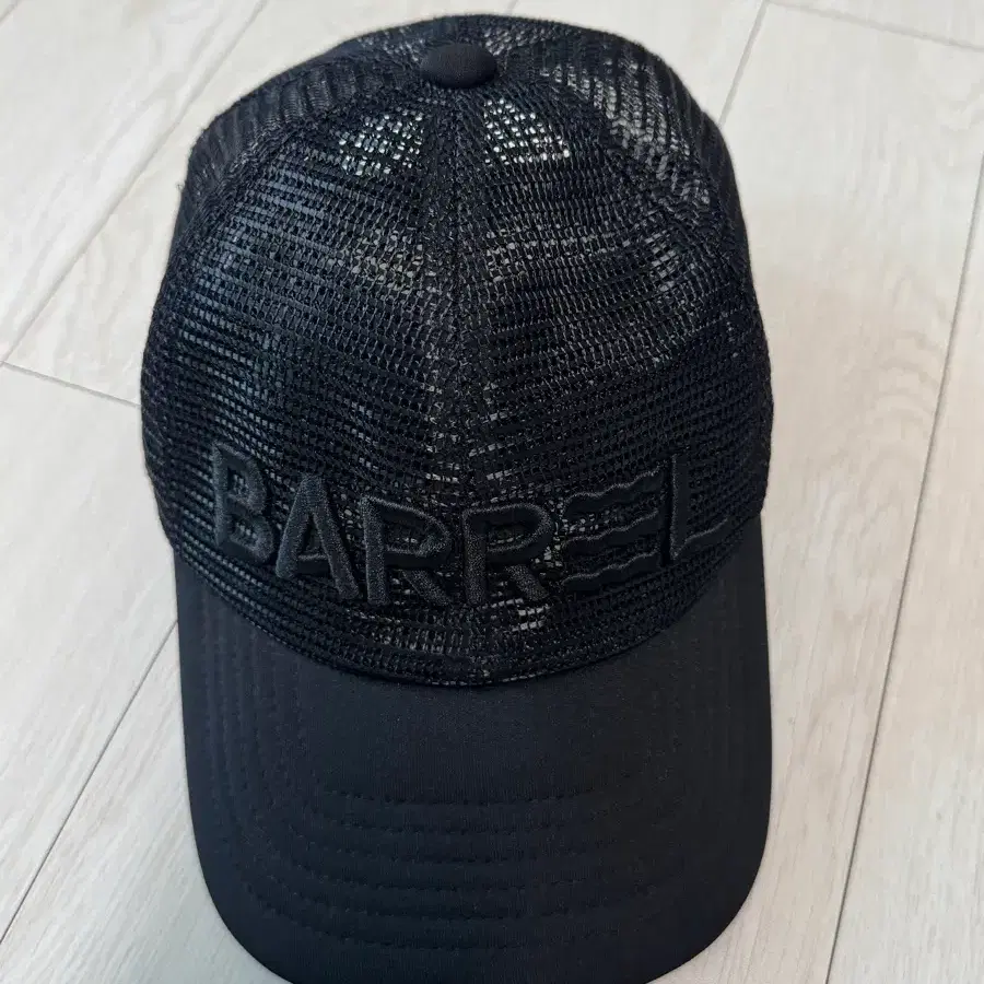 배럴(BARREL)의 서프 메쉬캡