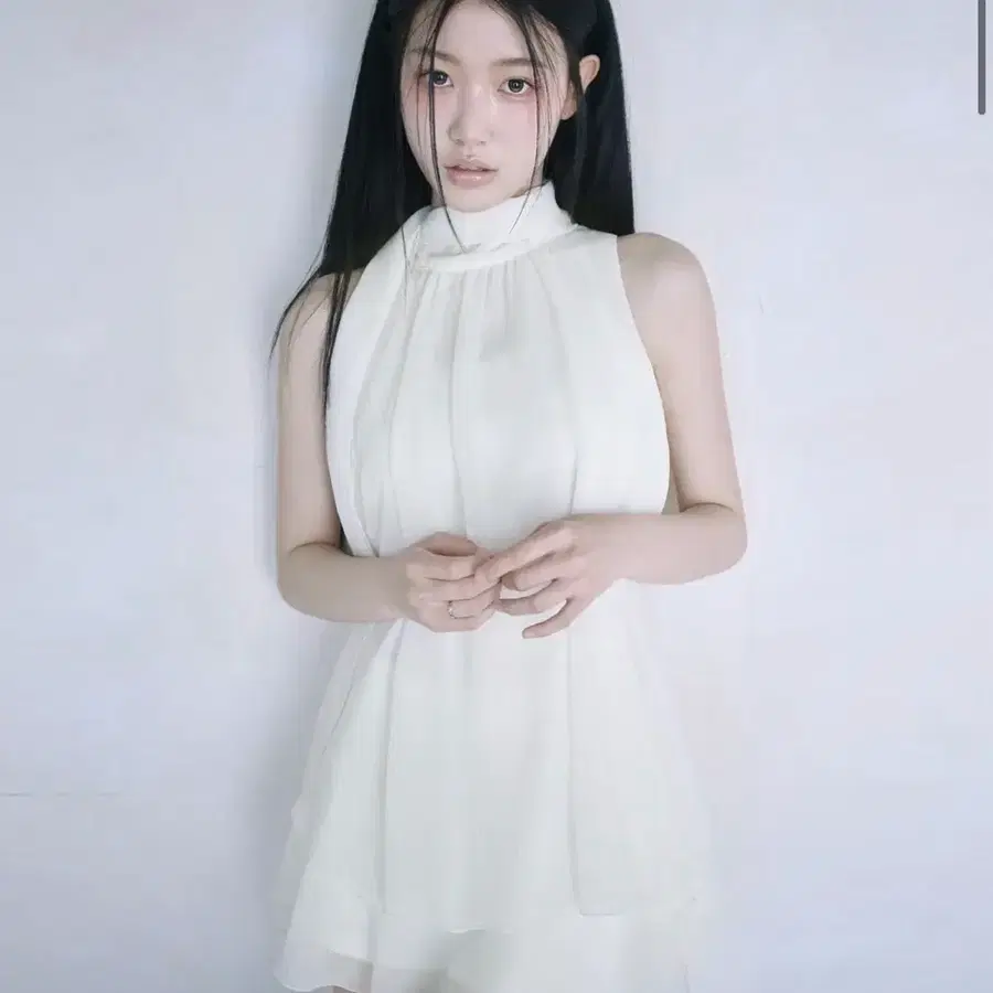레이즈미야 유이 러플 블라우스 판매합니다!