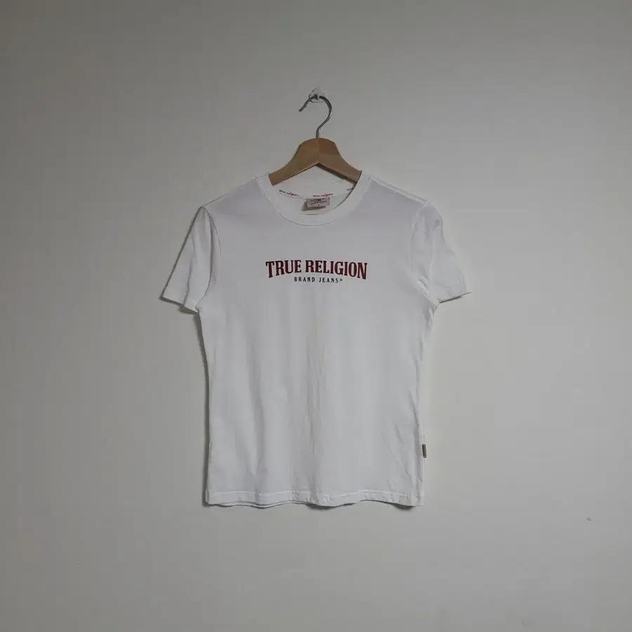 (S) TRUE RELIGION 트루릴리젼 여성 반팔티 화이트 크롭