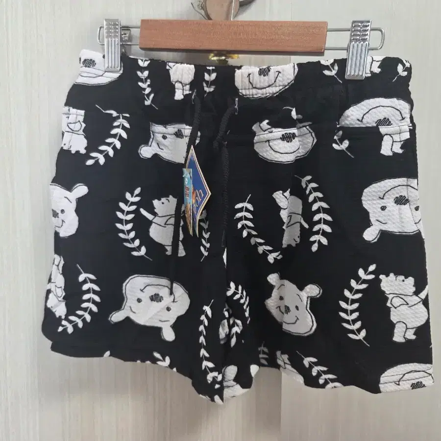 푸우 반바지