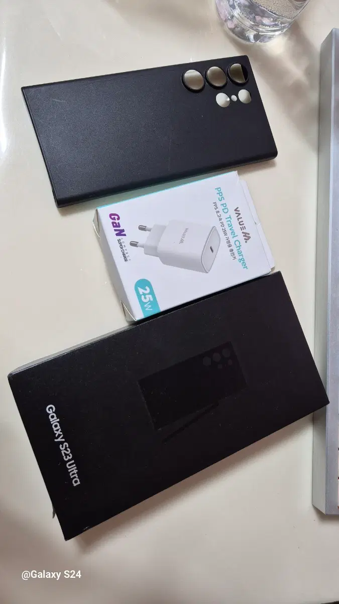 갤럭시s23 울트라 블랙 512기가 자급제 팝니다