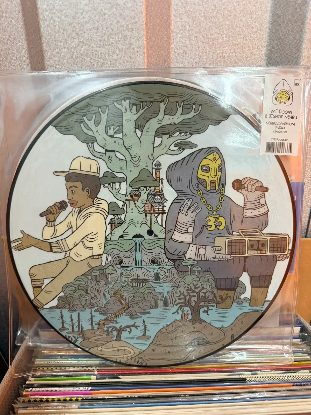 MF Doom, Bishop Nehru 'NehruvianDOOM Redux' LP 팝니다.