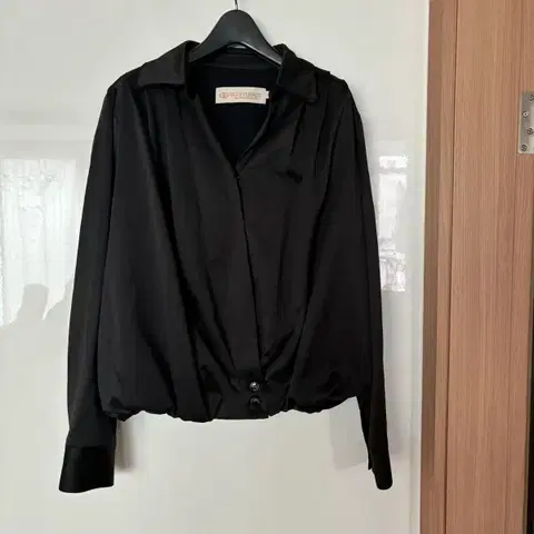 그랭드보떼 럭셔리 새틴 블라우스 올드머니룩 결혼식 하객룩