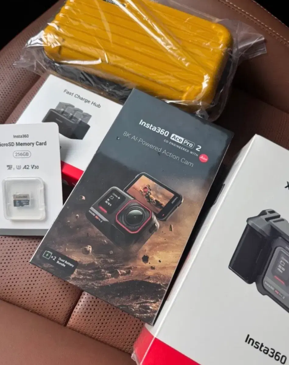 Insta360 Ace Pro 2 액션캠 8K AI 듀얼 배터리 번들