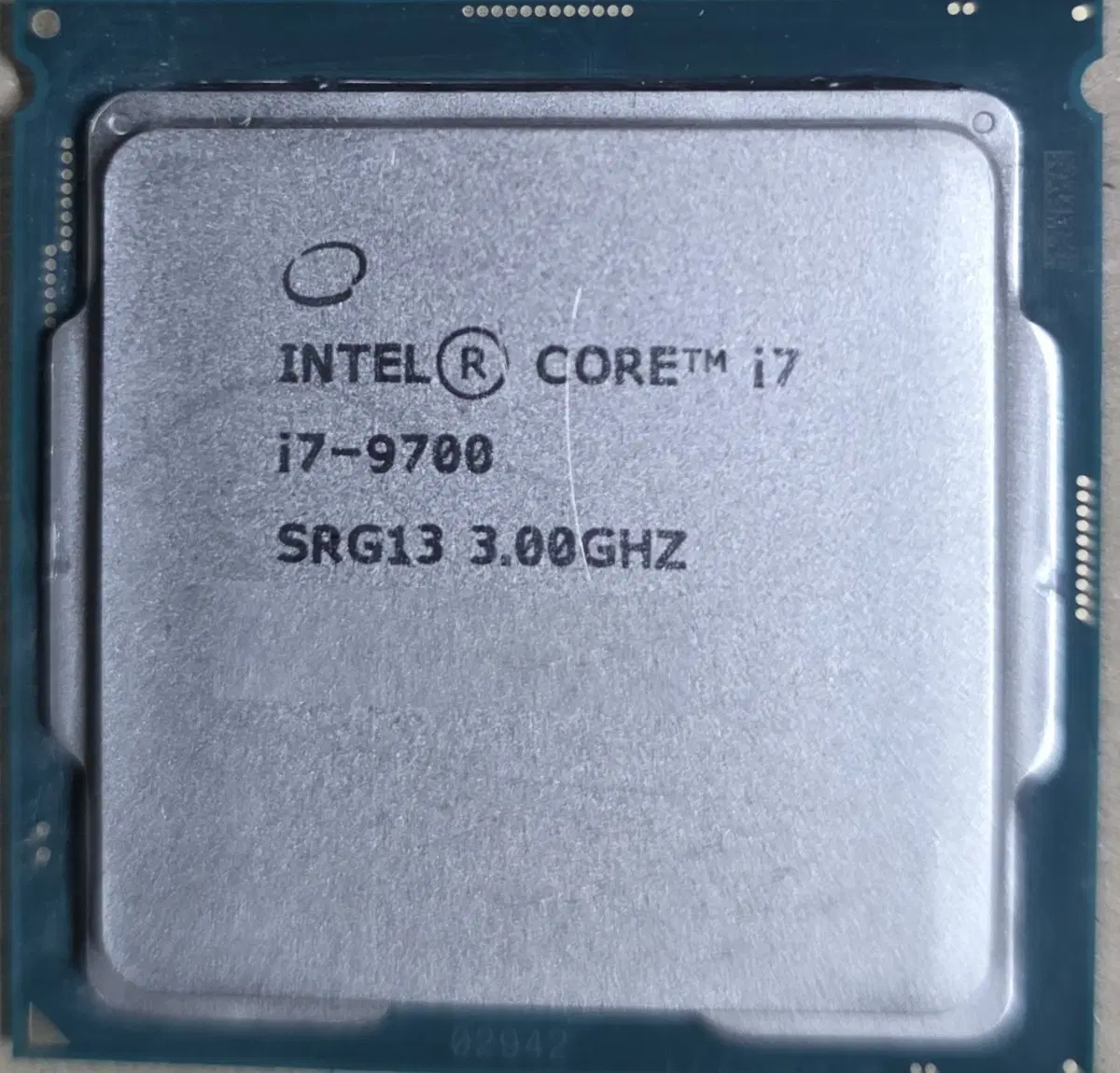 인텔 코어 i7-9700 CPU
