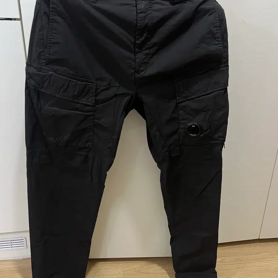 24fw cp컴퍼니 나일론카고팬츠 32~34