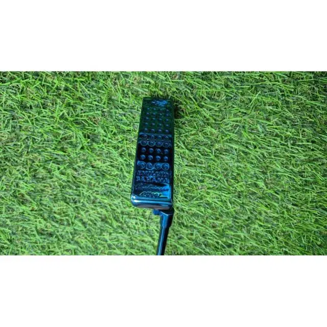 한정판) 중고 에밀리드 바하마 CV001 35인치 M26081804