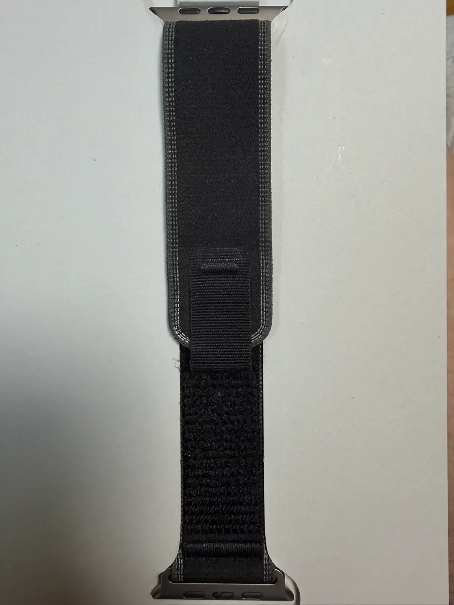 2025 애플워치 트레일루프 49mm 내츄럴/블랙 s/m