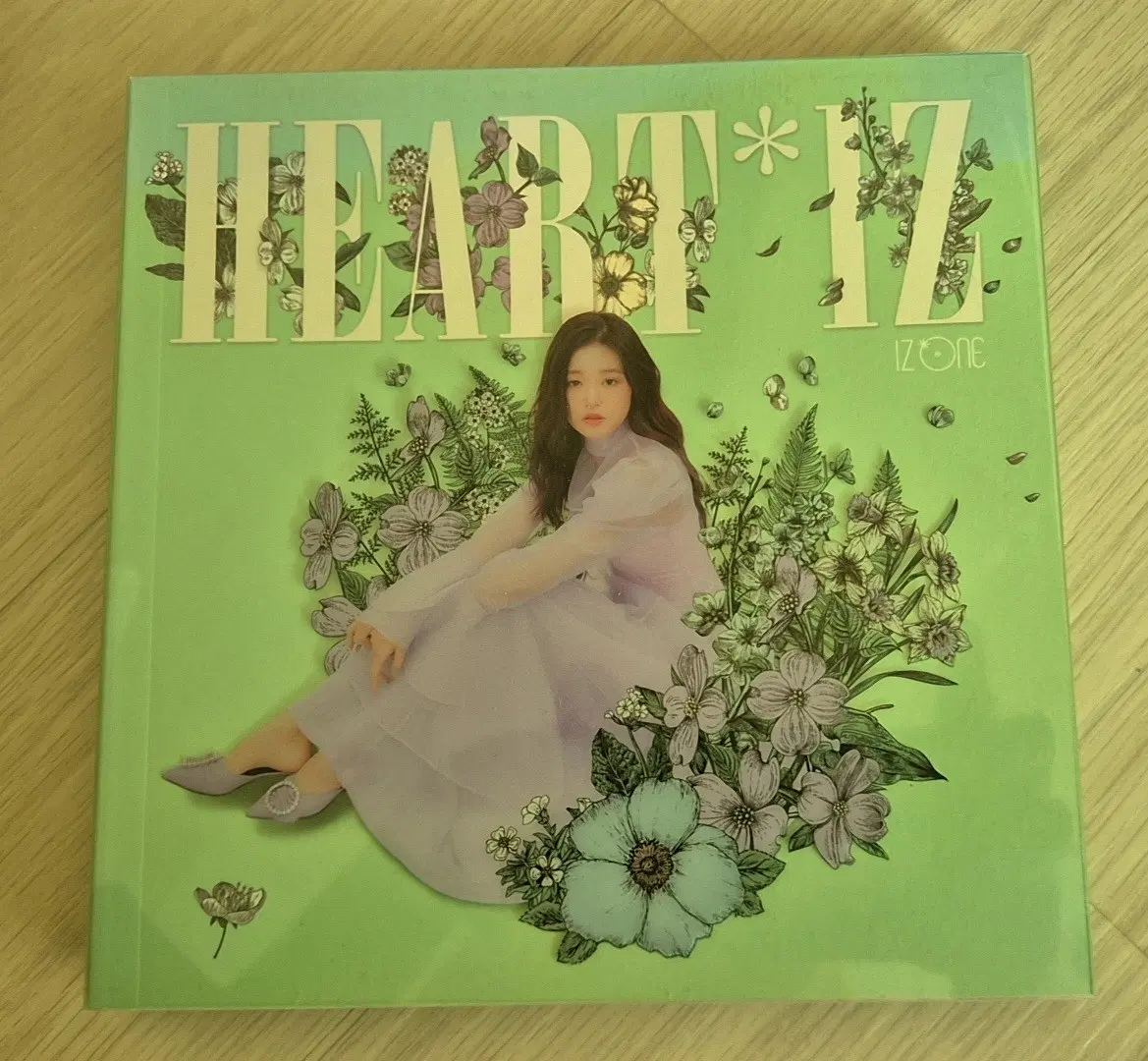 IZONE 아이즈원 HEARTIZ 앨범