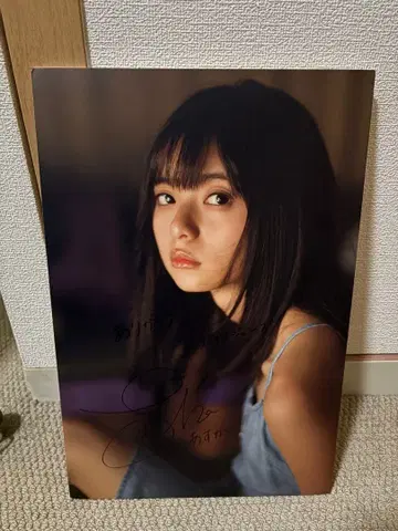 사이토 아스카 사인 포함 패널 시부야 TSUTAYA