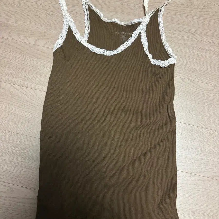 브랜디멜빌 브라운 레이스 나시