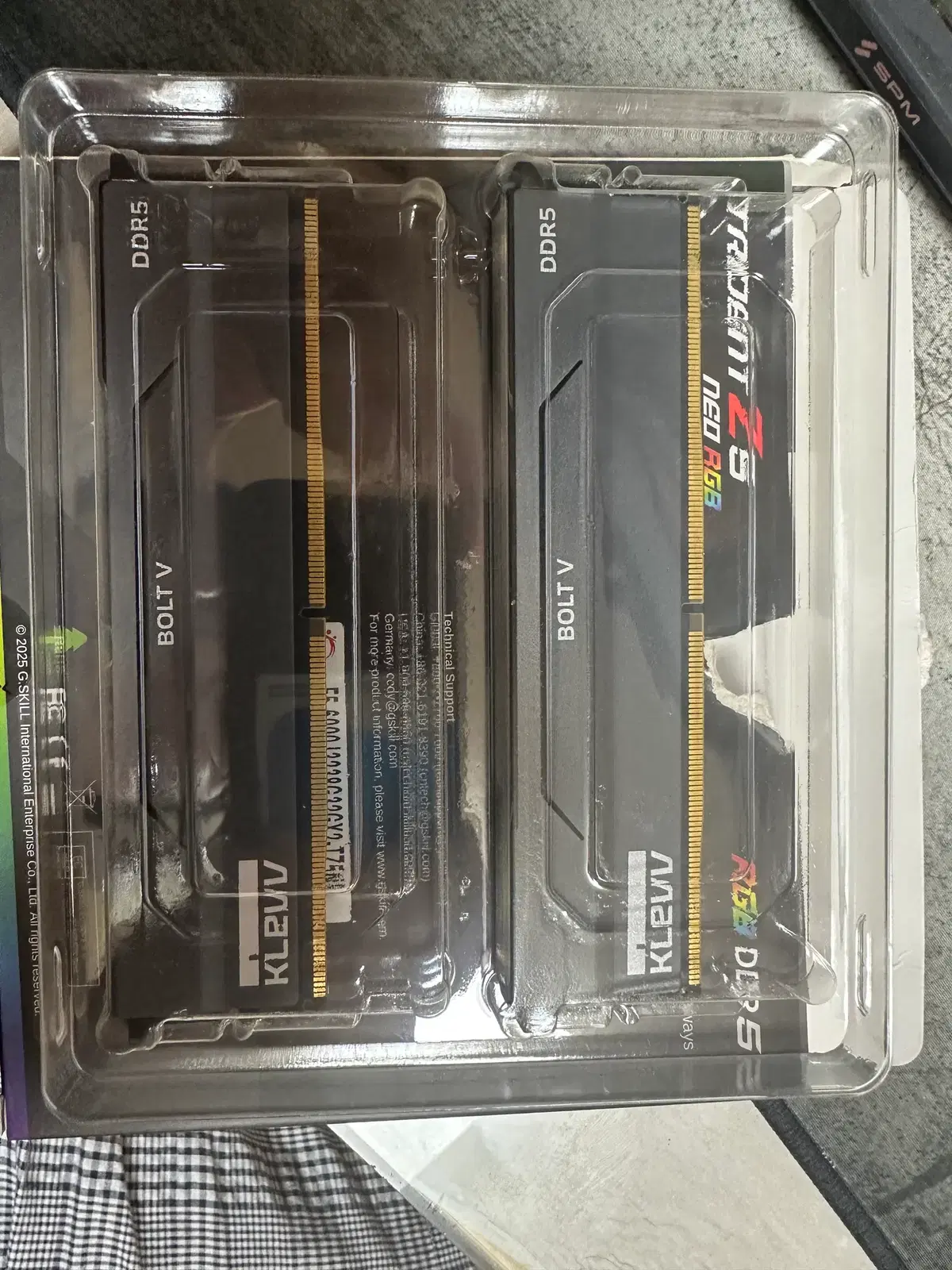 KLEVV-DDR5-6000 32GB*2 TRIDENT z5