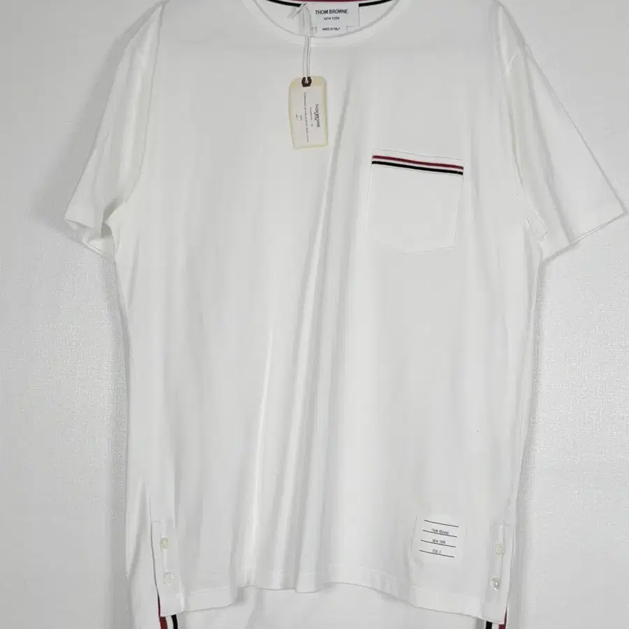 톰브라운 RWB Pocket Tee