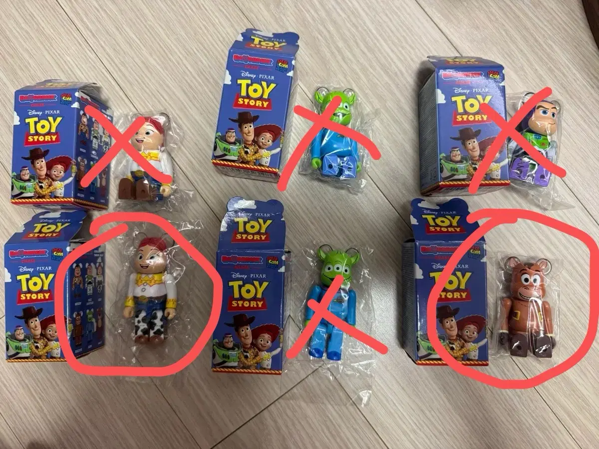 토이스토리 베어브릭 100%