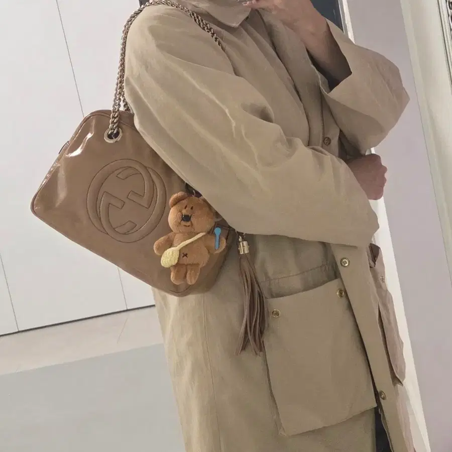 [무배]GUCCI 구찌 정품 소호 테슬 체인 호보백 페이던트 숄더백
