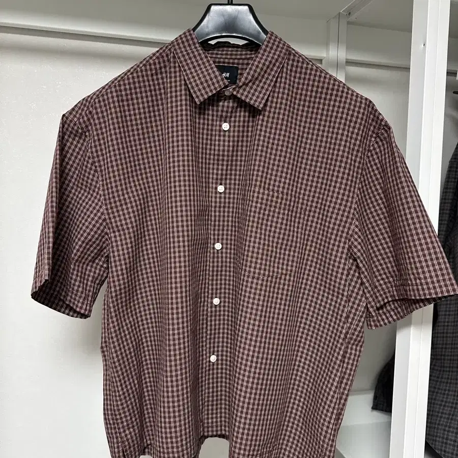 H&M 핀터레스트 반팔 체크 셔츠