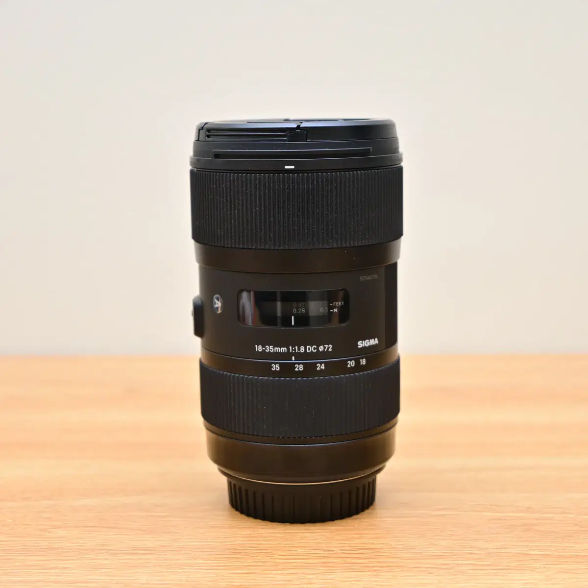 시그마 아트 UFO 18-35mm F1.8 DC HSM 캐논 EF-S용 박스 포함