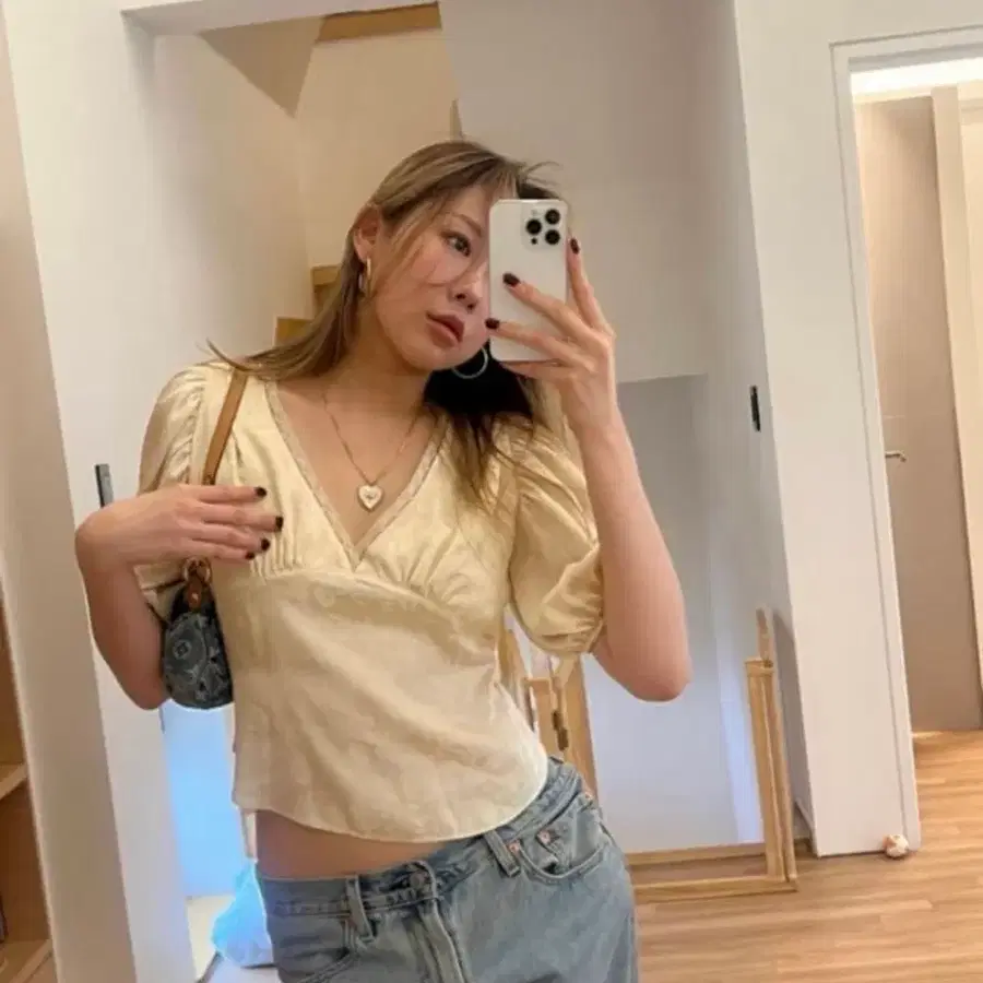 글로니 르네상스 블라우스