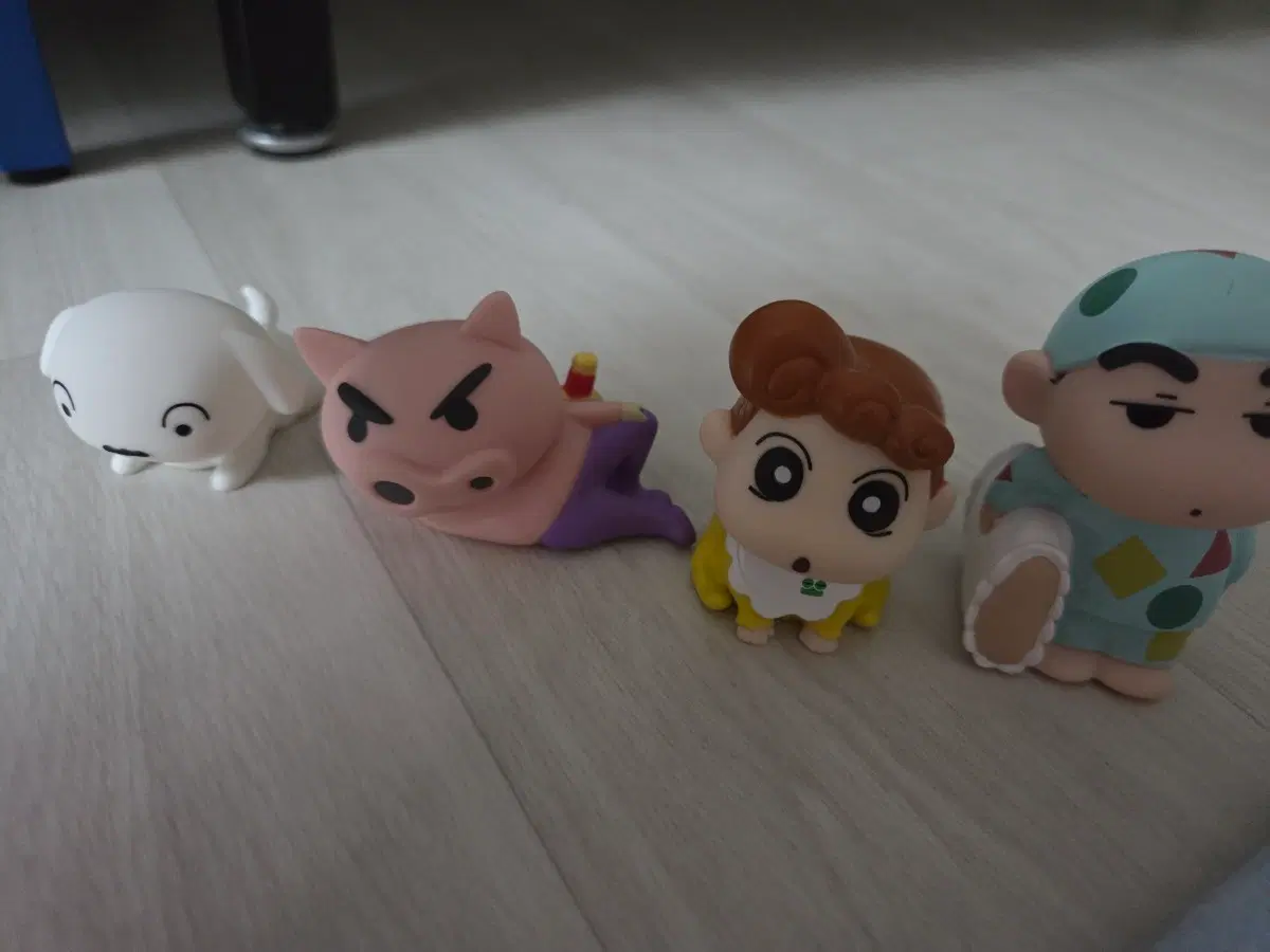 짱구는 못말려 피규어 4종 세트