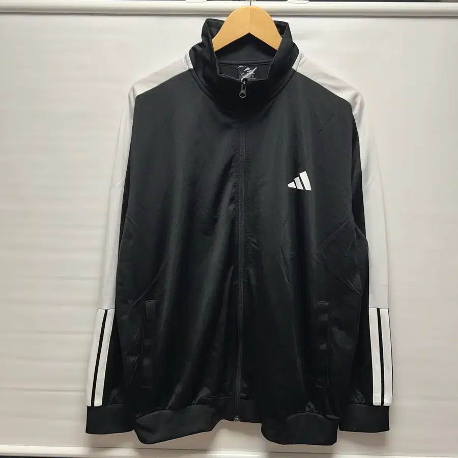 [정품/2XL] 아디다스 25ss 신형 삼선 블랙 트레이닝 트랙탑 져지