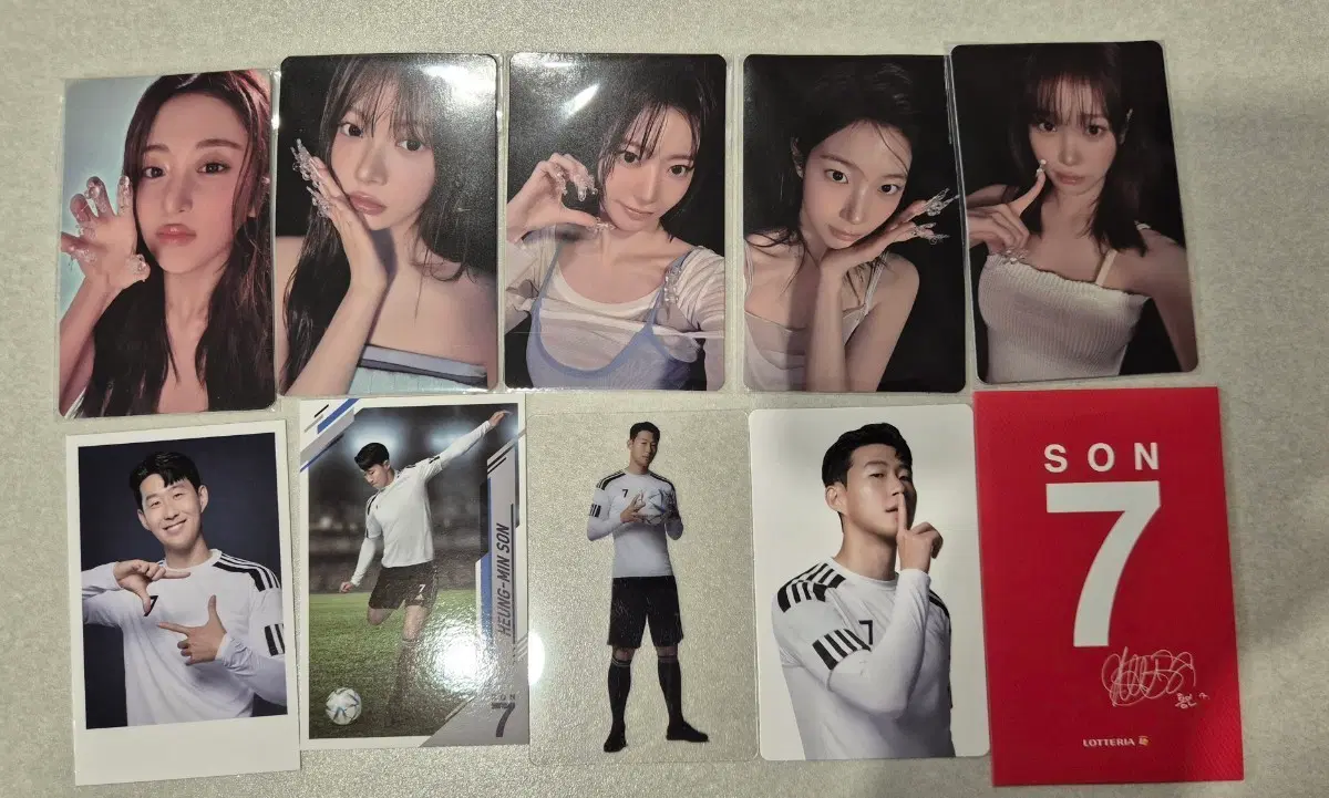 손흥민, 르세라핌 포토카드