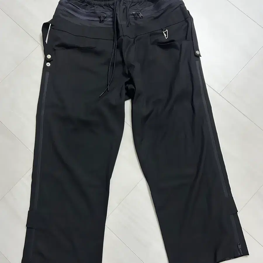 언더마이카 x 논노드 카뎃 투 레이어드 멀티 지퍼 슬랙스 크라운 블루 - 22FW