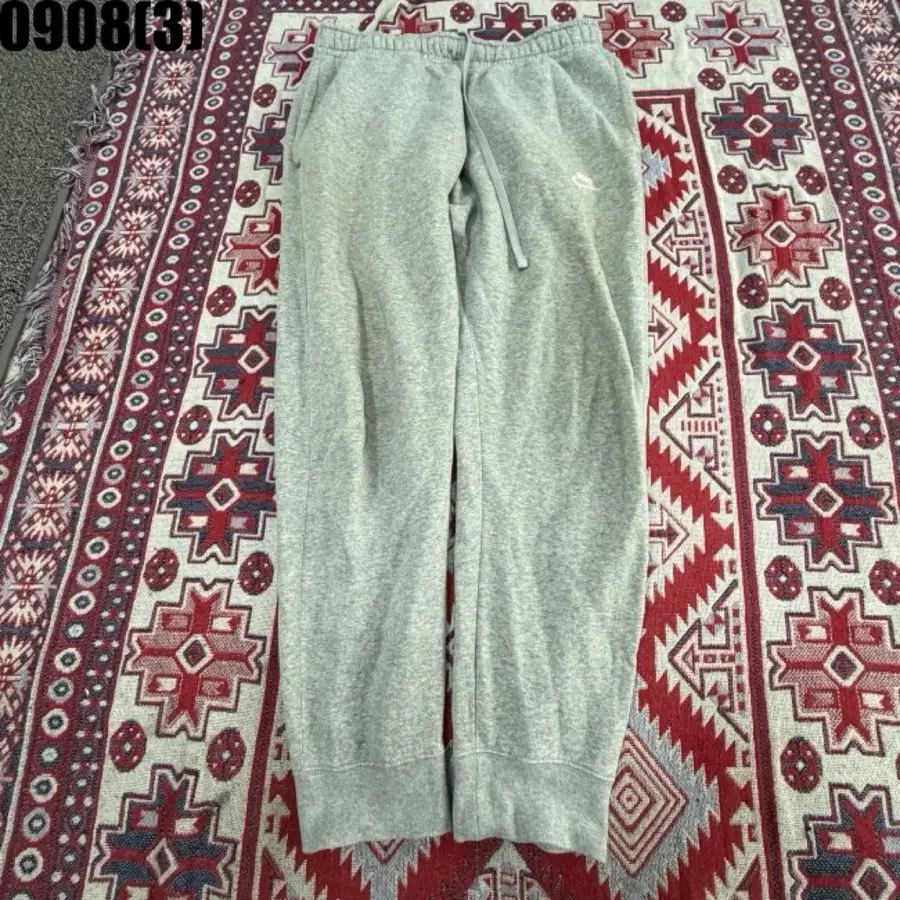 나이키 스우시 조거 팬츠 그레이 XL 105 9/8