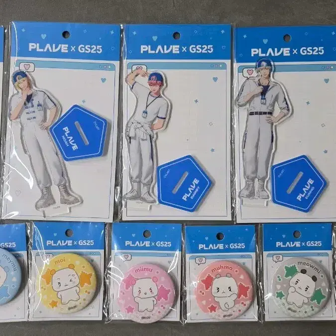 플레이브 GS25 굿즈 아크릴 2set & 캔뱃지 일괄