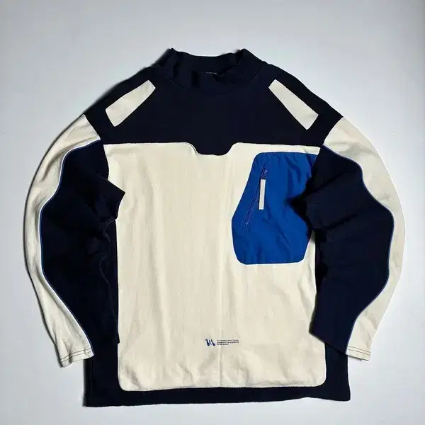 우마미즘 UMAMIISM 유니크 배색 맨투맨 R3975