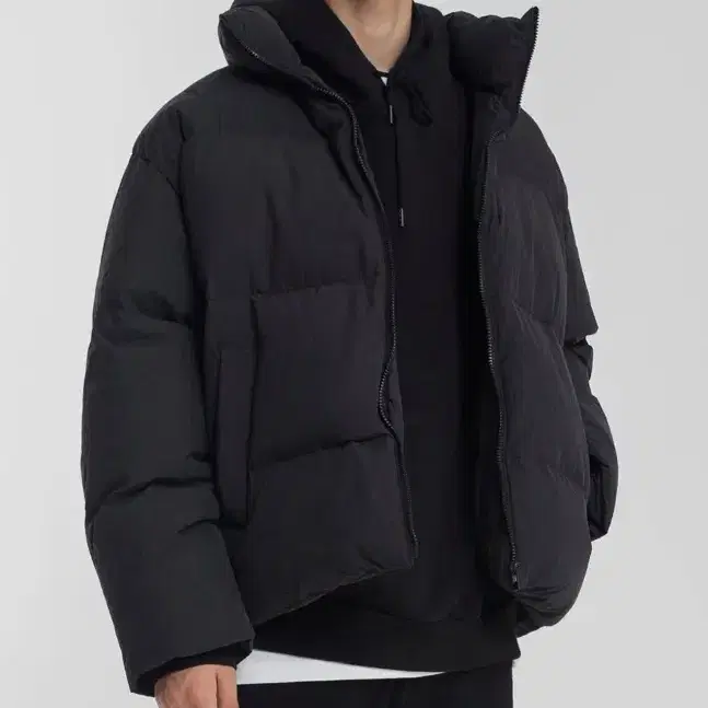 유니섹스 숏 다운 점퍼 블랙 XL