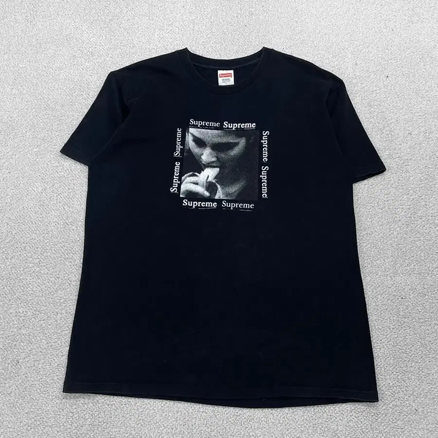 슈프림 Supreme 15ss 바나나 반팔티 블랙
