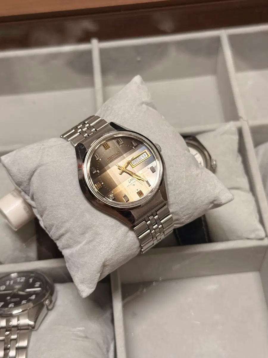 세이코 로드매틱 9면 컷글라스 36mm 빈티지시계 1973년식