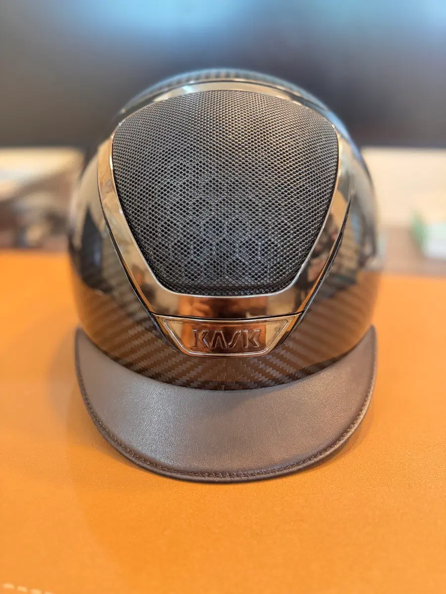 KASK 카본 헬멧 팝니다. (싸이즈 L(59-63)입니다)