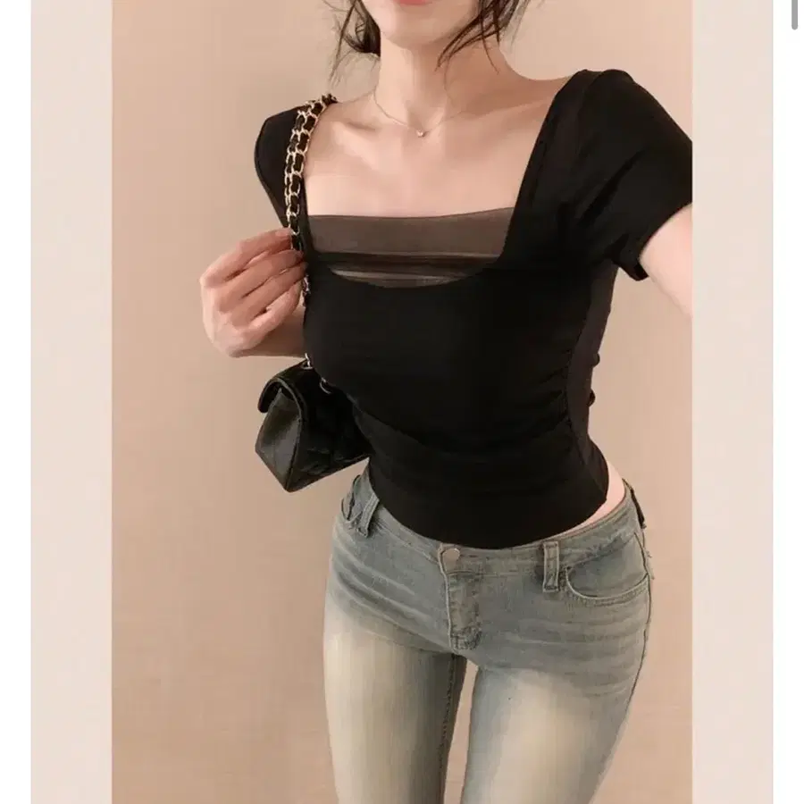 블랙 스퀘어넥 시스루 반팔 티셔츠 새상품