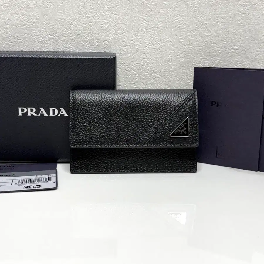 (새상품/S+)프라다 비텔로 그레인 레더 카드지갑