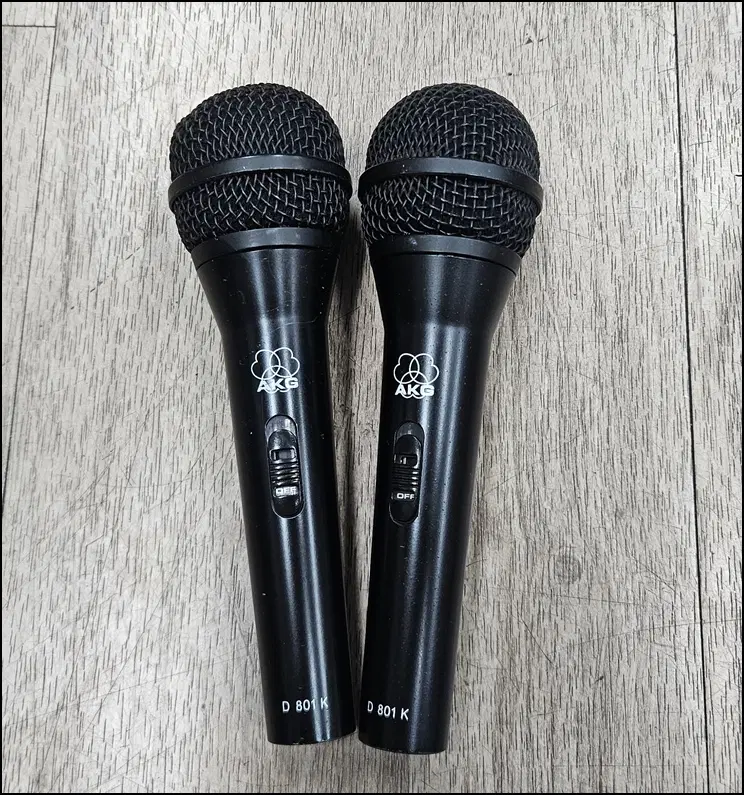 [중고] AKG D 801 K 고급 다이나믹 보컬 마이크 2자루 일괄