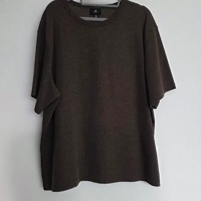H&M 브라운 반팔티