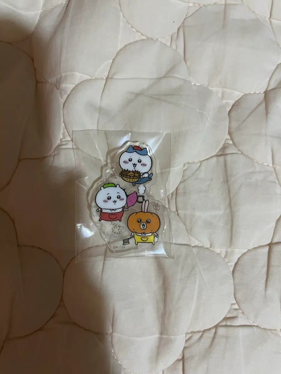 엄청 귀여운 치이카와 우사기 하치와레 미니 아크릴 스탠드